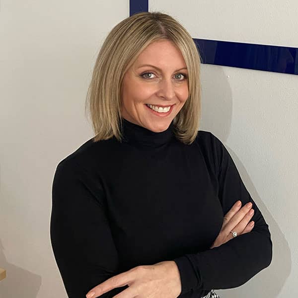 Tracy Holmes